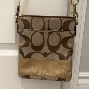 Coach crossbody purse